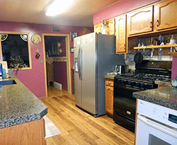 Kitchen - Click to Enlarge, close window when done