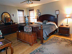 Master Bedroom - Click to Enlarge, close window when done